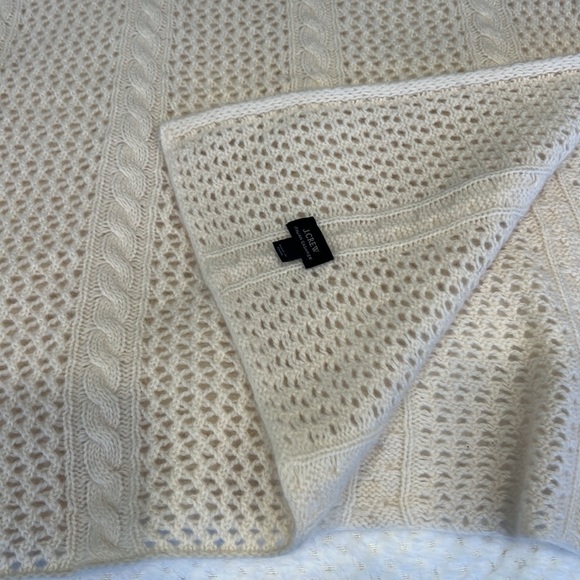 100% Cashmere shawl, Scarf, Trow, Wrap - Picture 2 of 3